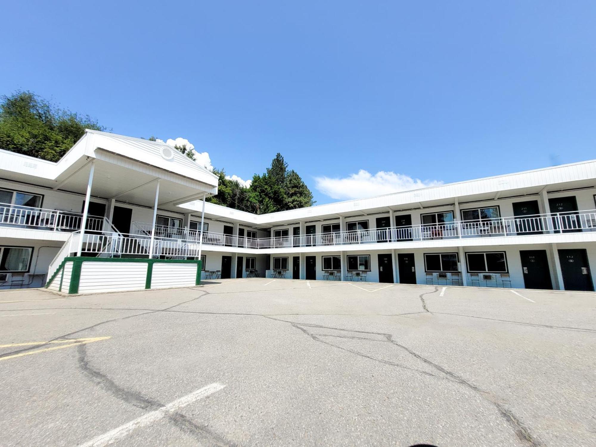 The Villager Inn Princeton Motel Kültér fotó
